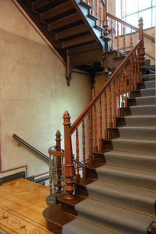 Treppenhaus der Villa Ichon