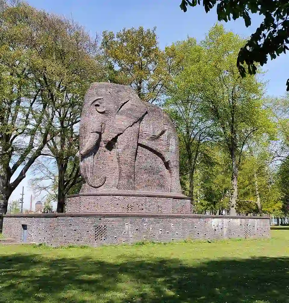 Anti-Kolonial-Denk-mal Elefant