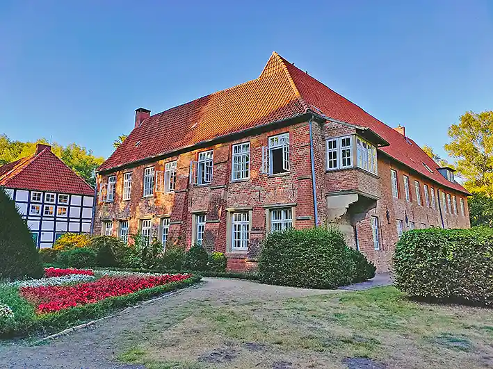 Burg Blomendal