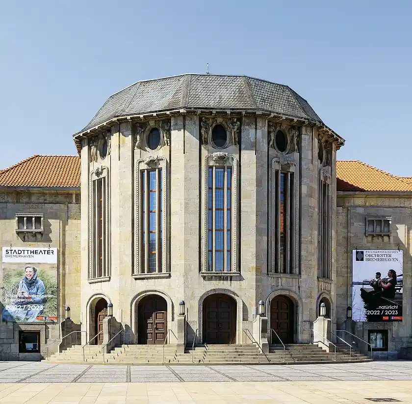Stadttheater Bremerhaven © H. Zell, Wikimedia