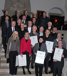 Schirmherr  Jens Böhrnsen mit den Preisträgern 