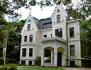 Villa Hollerallee 75