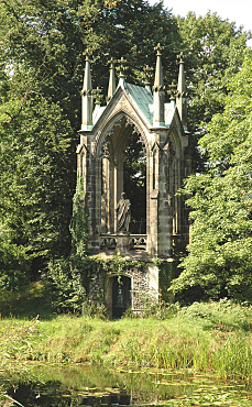 Mausoleum Knoop auf dem Friedhof Walle