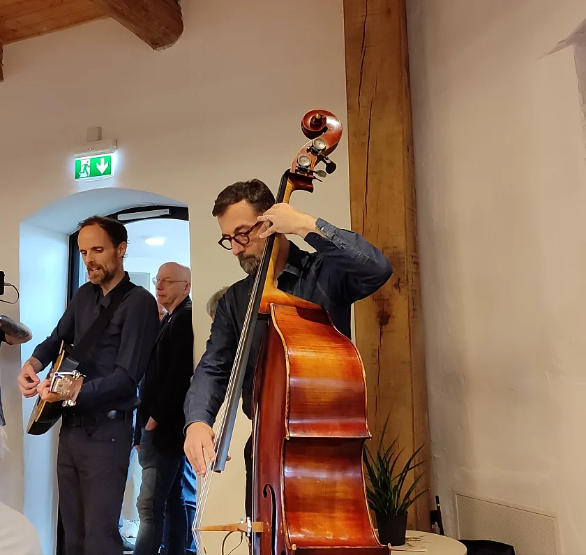 Mit französischen Chansons sorgten Erwan Tacher und Martin Gruet für ein besonderes Ambiente.