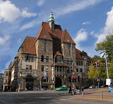 Polizeihaus/Stadtbibliothek