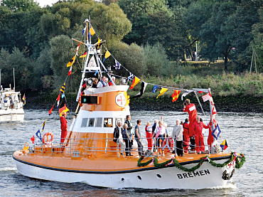 Seenotrettungs-Versuchskreuzer Bremen