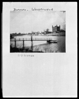 1. historisches Bild von Wasserturm auf dem Werder