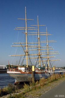 1. historisches Bild von Schulschiff Deutschland