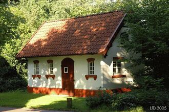 1. aktuelles Bild von St.-Jürgen-Asyl, Nebengebäude einer Wärterwohnung, Haus XV-XIX & Klinikum Ost, Haus 31