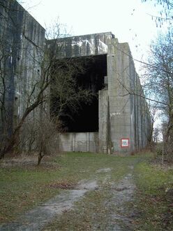 4. aktuelles Bild von U-Boot-Bunker Valentin