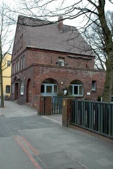 3. aktuelles Bild von Wulsdorfer Friedhof, Gärtnerwohnhaus