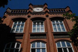 6. aktuelles Bild von Volksschule an der kleinen Allee & Schule an der Langemarckstraße