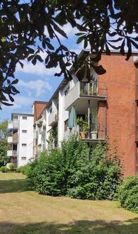 2. aktuelles Bild von Behéryczhausen, Wohnblock C