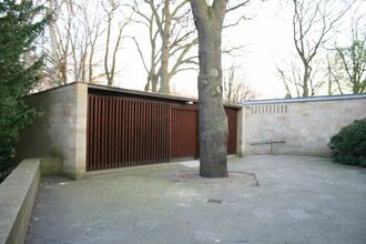 4. aktuelles Bild von Friedhofskapelle mit Krematorium und Urnenhalle auf dem Waller Friedhof