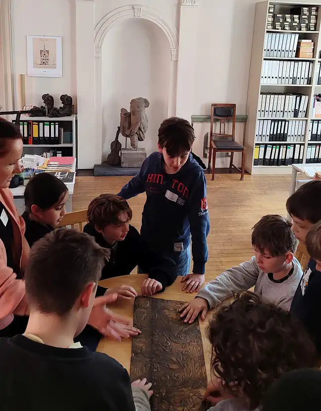 Die Schüler am Zukunftstag im Landesamt für Denkmalpflege und Archäologie